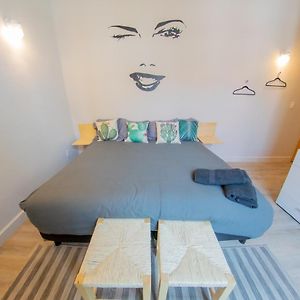 Deluxe Double Room Shower